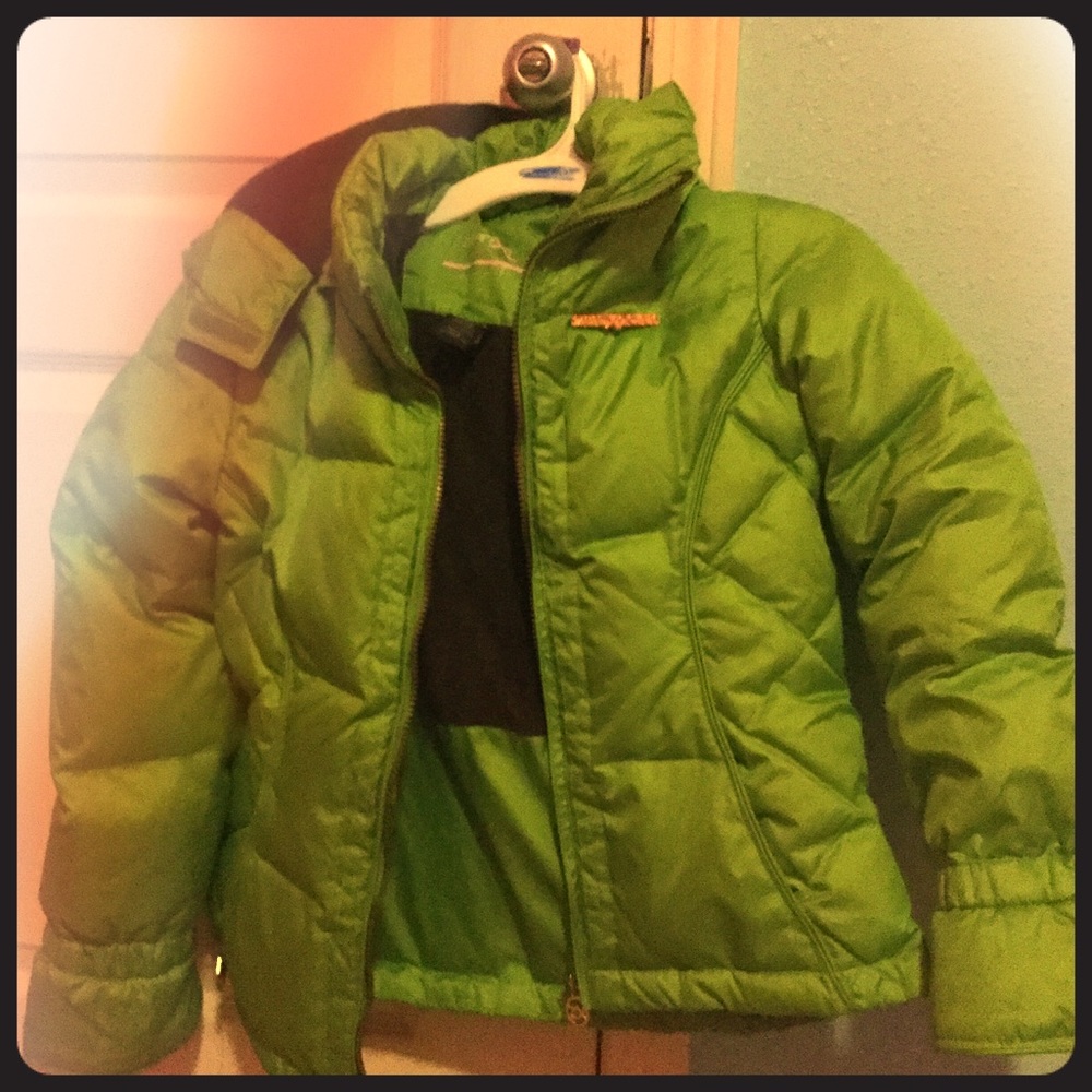 Girls coat in like new condition, OFFERS WELCOME!